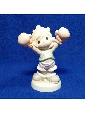 Precious Moments Life Is Worth Fighting For Figurine 680982 Egg Mark 1st Edition